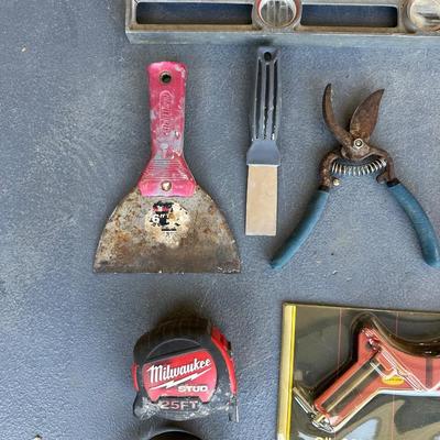 HAND TOOLS (2)