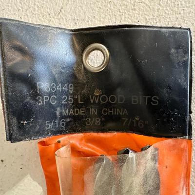 SMALL CERAMIC HEATER & FAN, HAND TOOLS & MORE