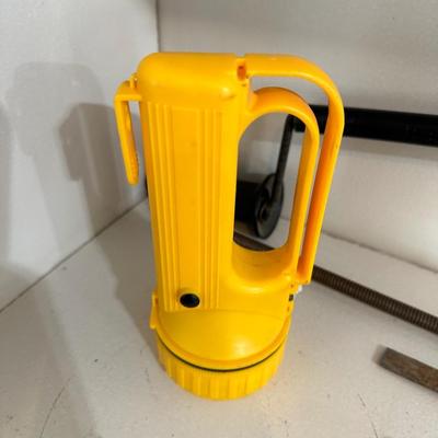 SMALL CERAMIC HEATER & FAN, HAND TOOLS & MORE
