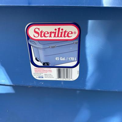 STORAGE CONTAINERS