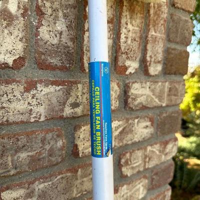 EXTENSION POLE, LIGHT BULB CHANGER, PUSH BROOMS, SNOW SHOVEL