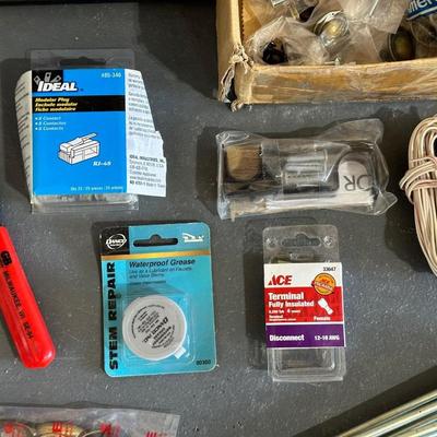 HARDWARE IN ORGANIZER, 220V CORD, WIRE STRIPPERS AND MORE