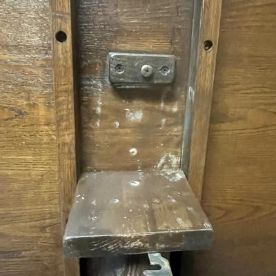 Pedestal Tilt Top Table (1BL-MG)