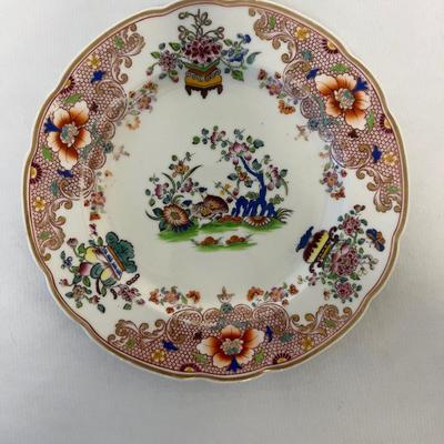 English Chamberlain Porcelain "Kakiemon" Dinner Plates