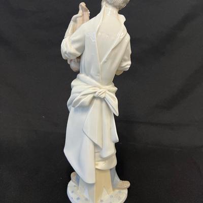 LLadro Obstetrician Doctor with Baby