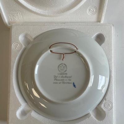 Royal Copenhagen Plates Year 1970 Limited Edition 8000/9079
