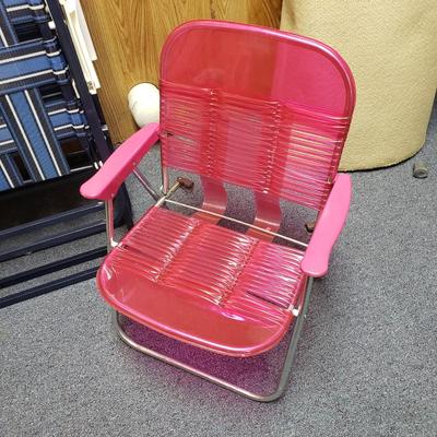 Four Lawn Chairs and a Child's Chair (1BL-KD)