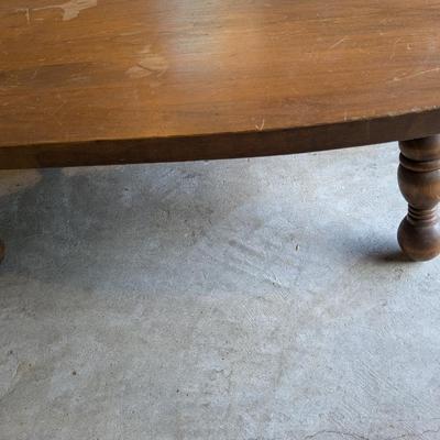 solid wood coffee table with 4 legs value: $150 lot 7833031