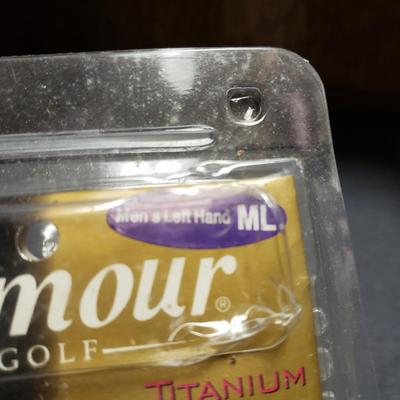 NIB Armour/Slazenger Golf Gloves, Golf Balls and More (1BC-KD)