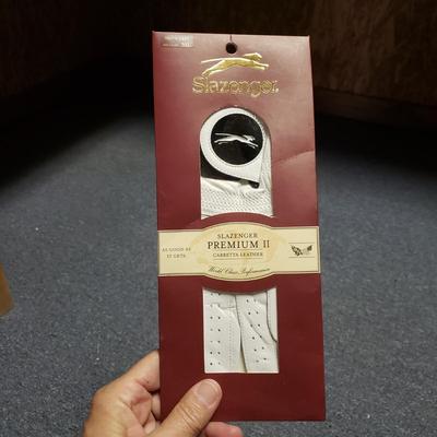 NIB Armour/Slazenger Golf Gloves, Golf Balls and More (1BC-KD)