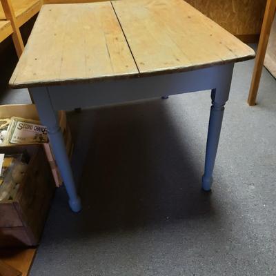 Rustic Wooden Farmhouse Table (1BC-KD)