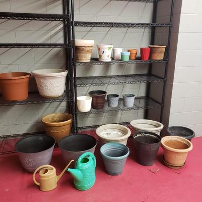 Large Lot of Plastic, Ceramic, & Tera Cotta Pots (G-KD)