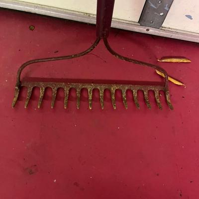 Yard Tools (G-MG)