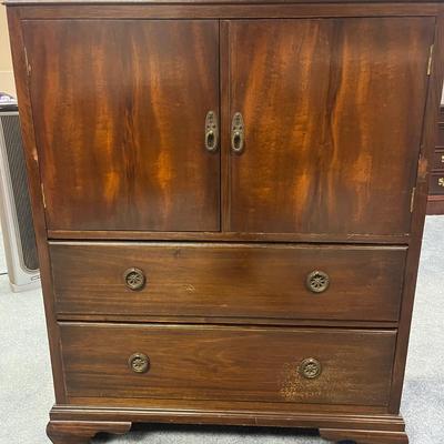 H. Chapman & Co. Siesta Solid Wood Cabinet (1BO-MG)