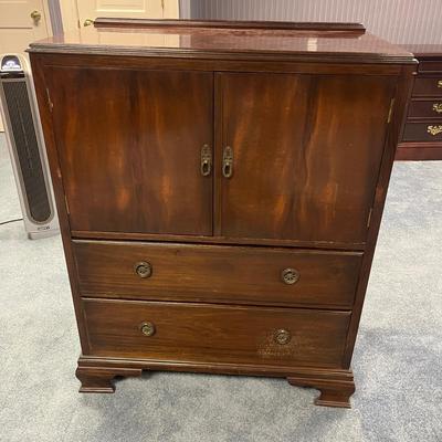 H. Chapman & Co. Siesta Solid Wood Cabinet (1BO-MG)