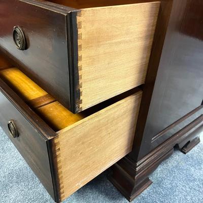 H. Chapman & Co. Siesta Solid Wood Cabinet (1BO-MG)