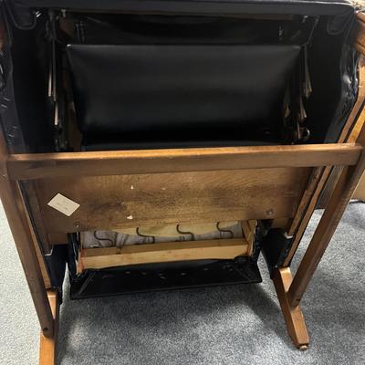 Faux Leather Recliner (1BO-MG)