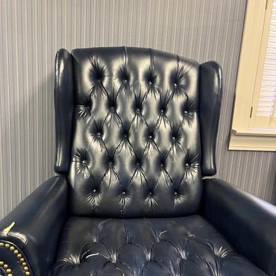 Faux Leather Recliner (1BO-MG)