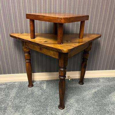 Triangle Side Table & Diamond Foot Stool (1BO-MG)