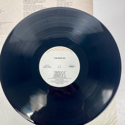 Vintage 33RPM Vinyl Record: The Beatles - The White Album