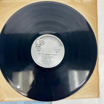 Vintage 33RPM Vinyl Record: The 5th Dimension - Portrait