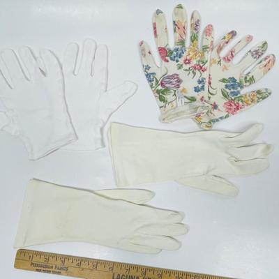 3 pairs of Women Vintage Gloves