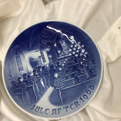 Denmark Copenhagen Flow Blue Collectible Christmas Plates 68, 70, and 72