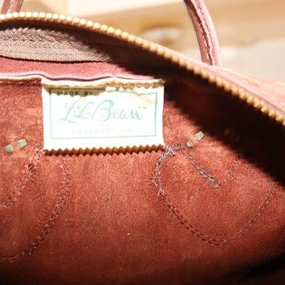 Two vintage stanley and a vintage brown pleather LL&B bean carrier