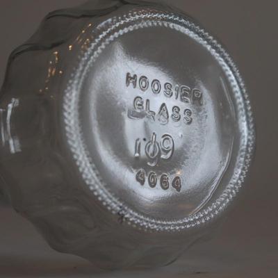 VINTAGE CLEAR SWIRL GLASS VASE BY HOOSIER GLASS 21 4064