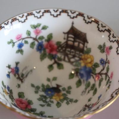 YNSLEY TEACUP SET~ Pagoda~ Vintage Collection~ Floral Asian~ Tea Coffee service~ Teacup and saucer~ England fine Porcelain