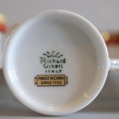 Vintage bone China miniature expresso cup and saucer from Italy Richard Ginoti (Lot of 7)