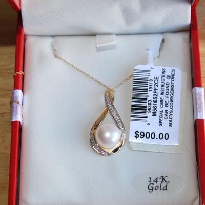 Diamon and Pearl Necklace