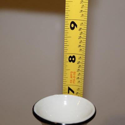 Robert Mayokok Inuit Alaska Artist Bud vase Caribou Blanket Toss Eskimo Arctic