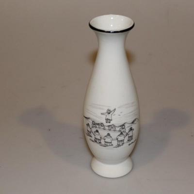 Robert Mayokok Inuit Alaska Artist Bud vase Caribou Blanket Toss Eskimo Arctic