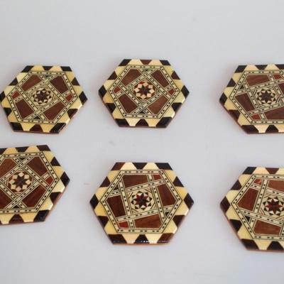 Vintage Design Inlaid Wood MOP, Mother of Pearl Wood Hinged Trinket Box SPAI