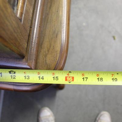 2 Piece Broyhill China Hutch Illuminated Cabinet