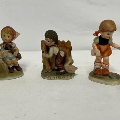 Hummel-Style Assortment