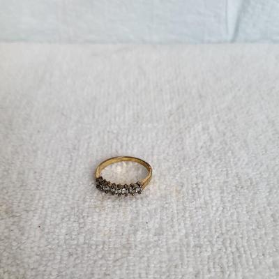 10k GOLD DIAMOND? RING 1.60 g