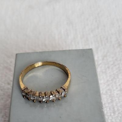 10k GOLD DIAMOND? RING 1.60 g