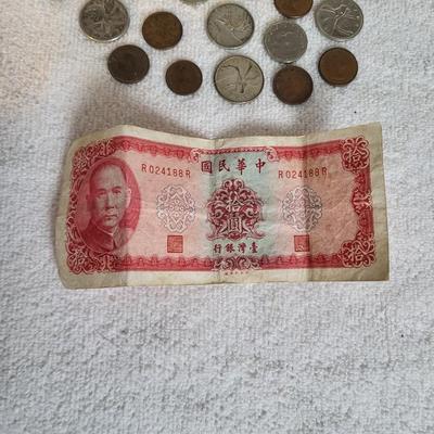 FOREIGN COINS AND BILLS