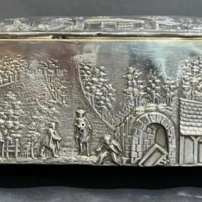 Large ornate 1916 Birngham sterling silver Jewelery box 46.2 oz