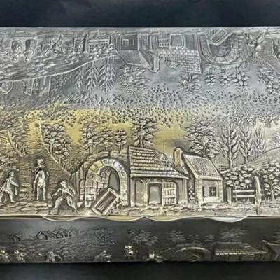 Large ornate 1916 Birngham sterling silver Jewelery box 46.2 oz