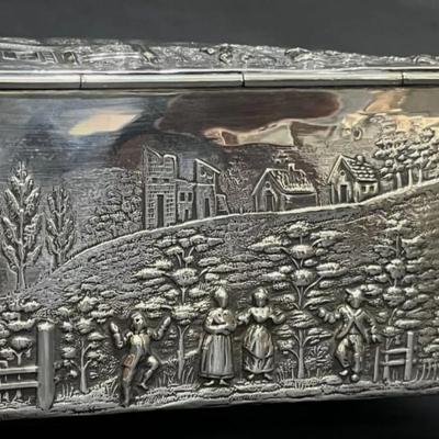Large ornate 1916 Birngham sterling silver Jewelery box 46.2 oz