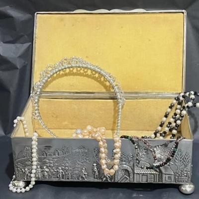 Large ornate 1916 Birngham sterling silver Jewelery box 46.2 oz