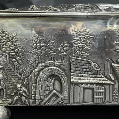 Large ornate 1916 Birngham sterling silver Jewelery box 46.2 oz