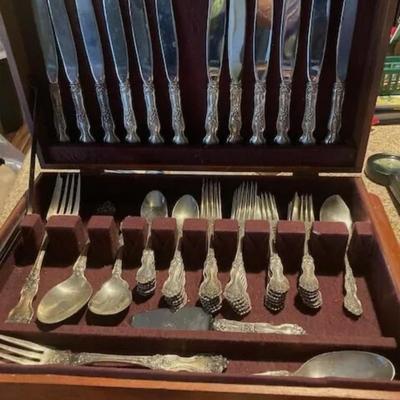 Sterling Silver Flatware 12 place set 52.7 oz silver