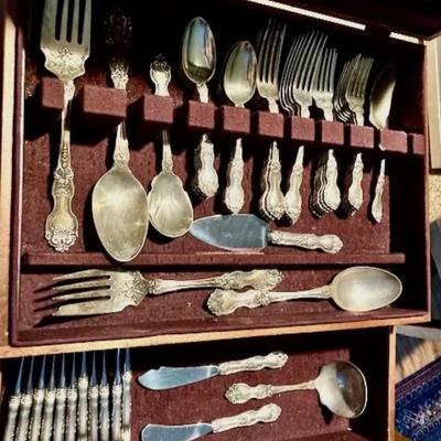 Sterling Silver Flatware 12 place set 52.7 oz silver