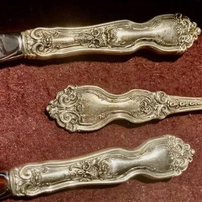 Sterling Silver Flatware 12 place set 52.7 oz silver