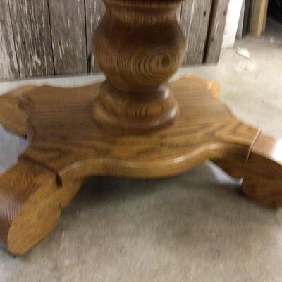 Oak Oval Coffee Table Great Condition.