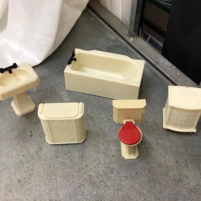 Large Vintage Metal Doll House With Lots of Doll Furniture